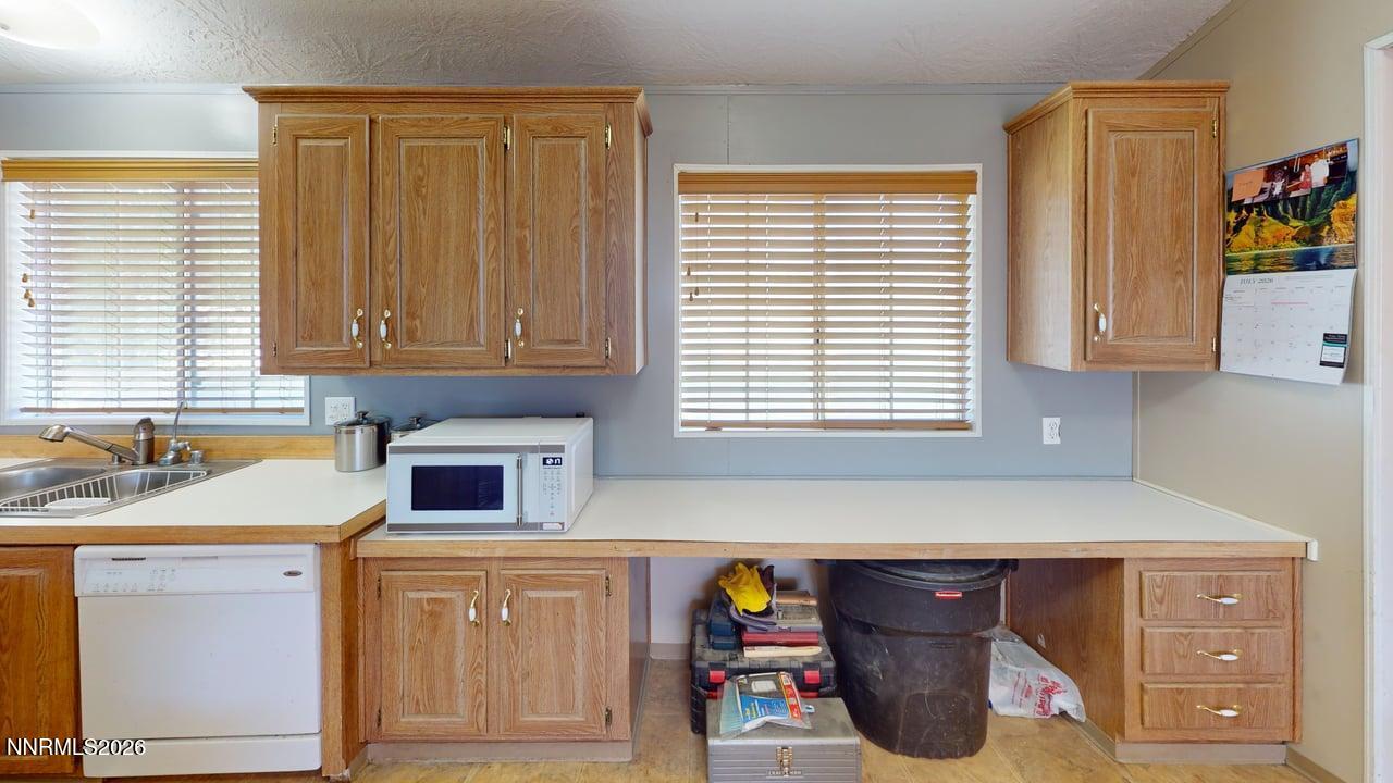 4445 Walther Lane Property Photo 17