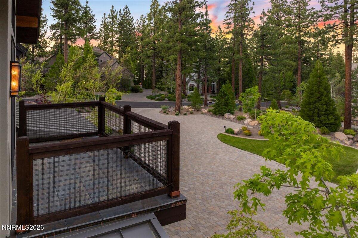 5900 Chambery Circle Property Photo 12