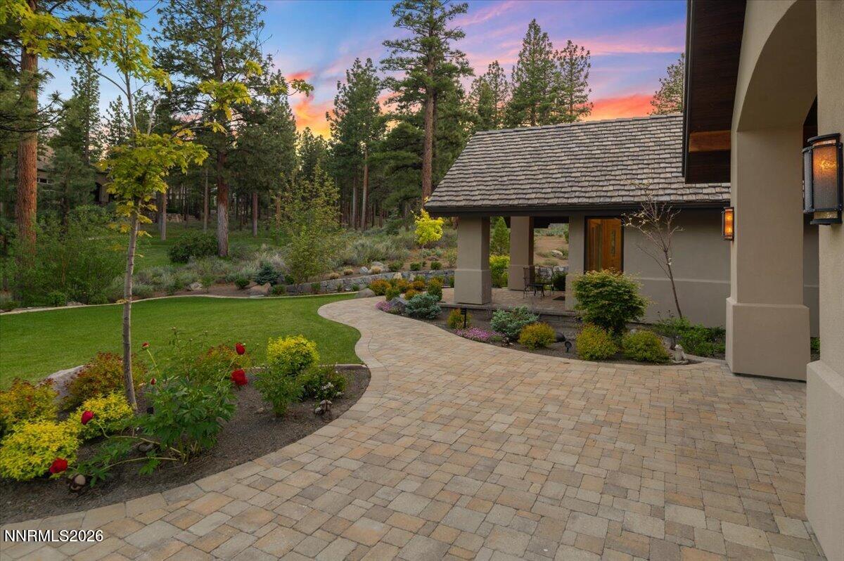 5900 Chambery Circle Property Photo 16