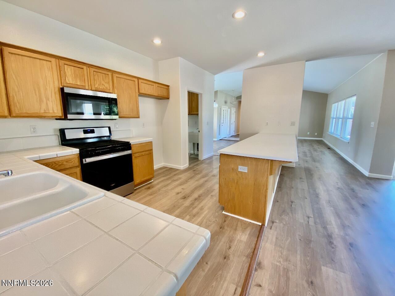 1010 Silveranch Drive Property Photo 6