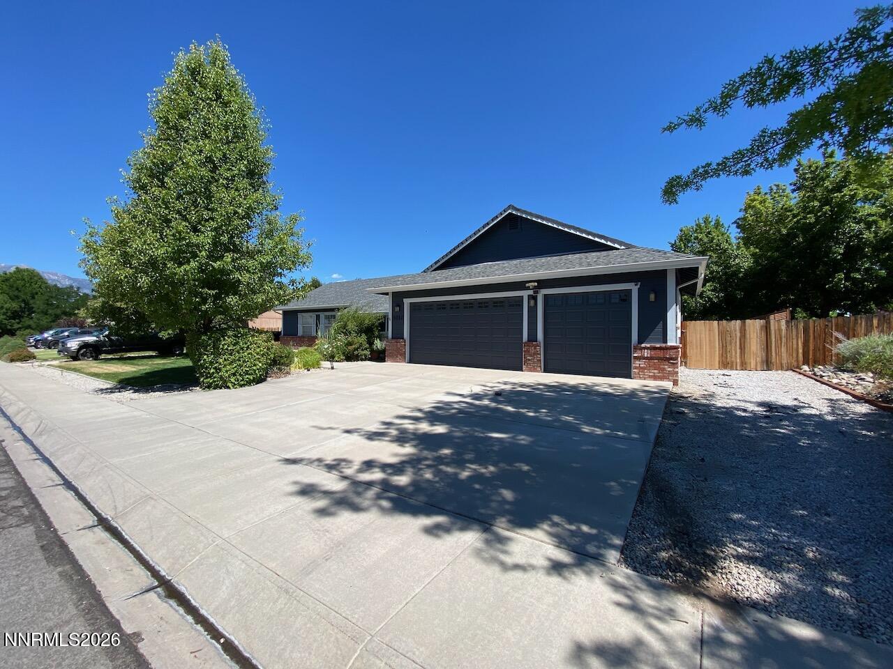 1010 Silveranch Drive Property Photo 14
