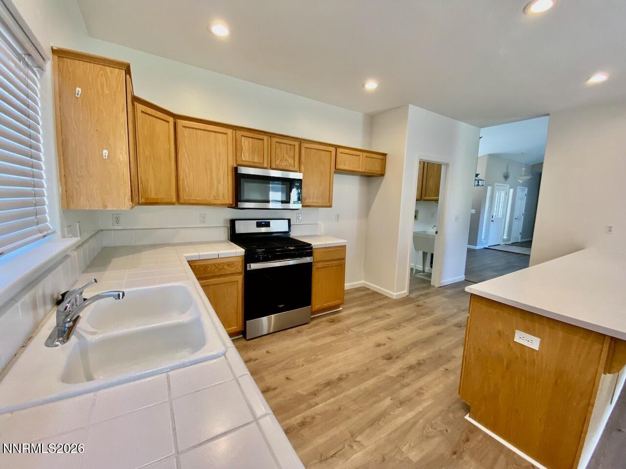 1010 Silveranch Drive Property Photo 28