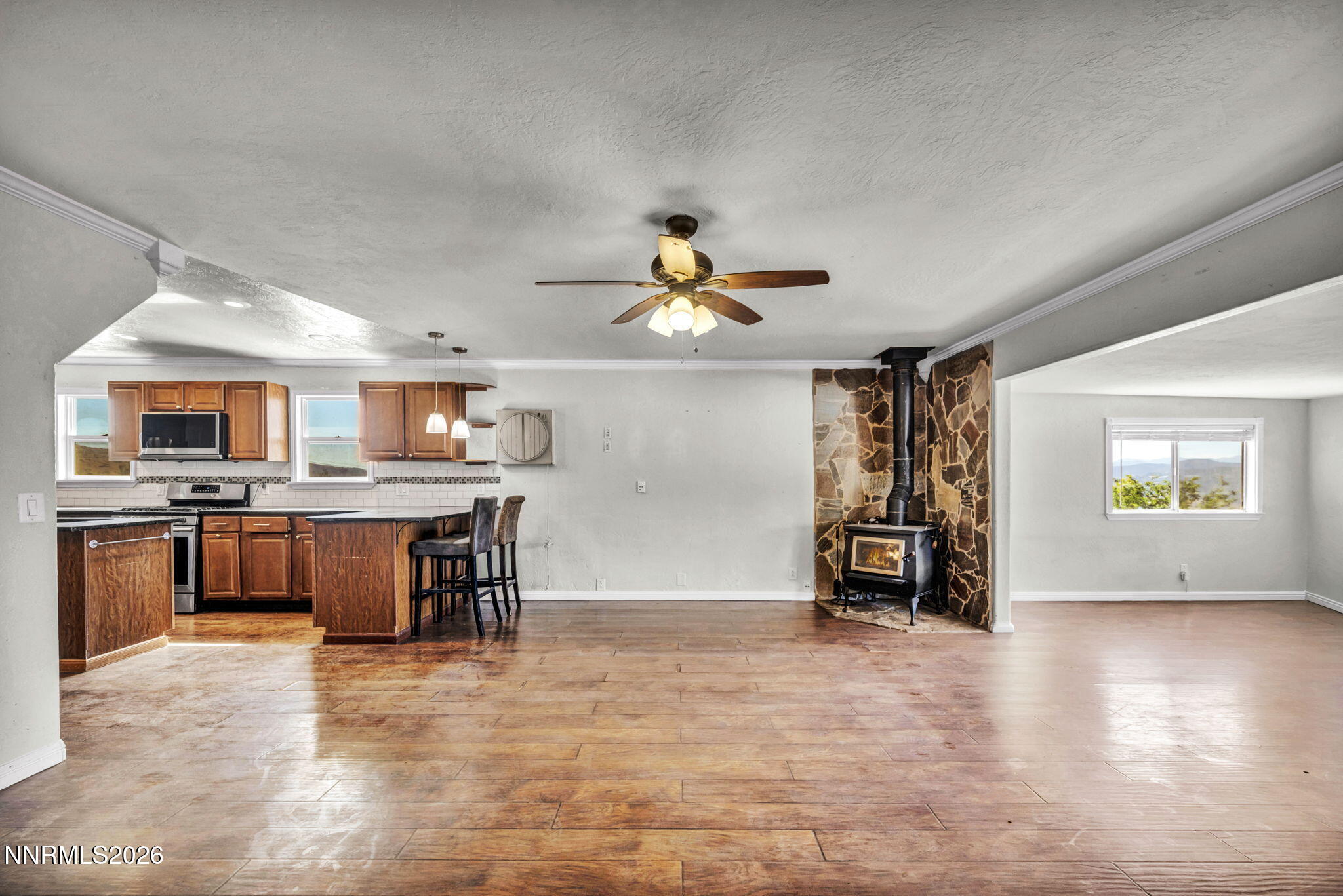 27 Mcclellan Peak Drive Property Photo 5