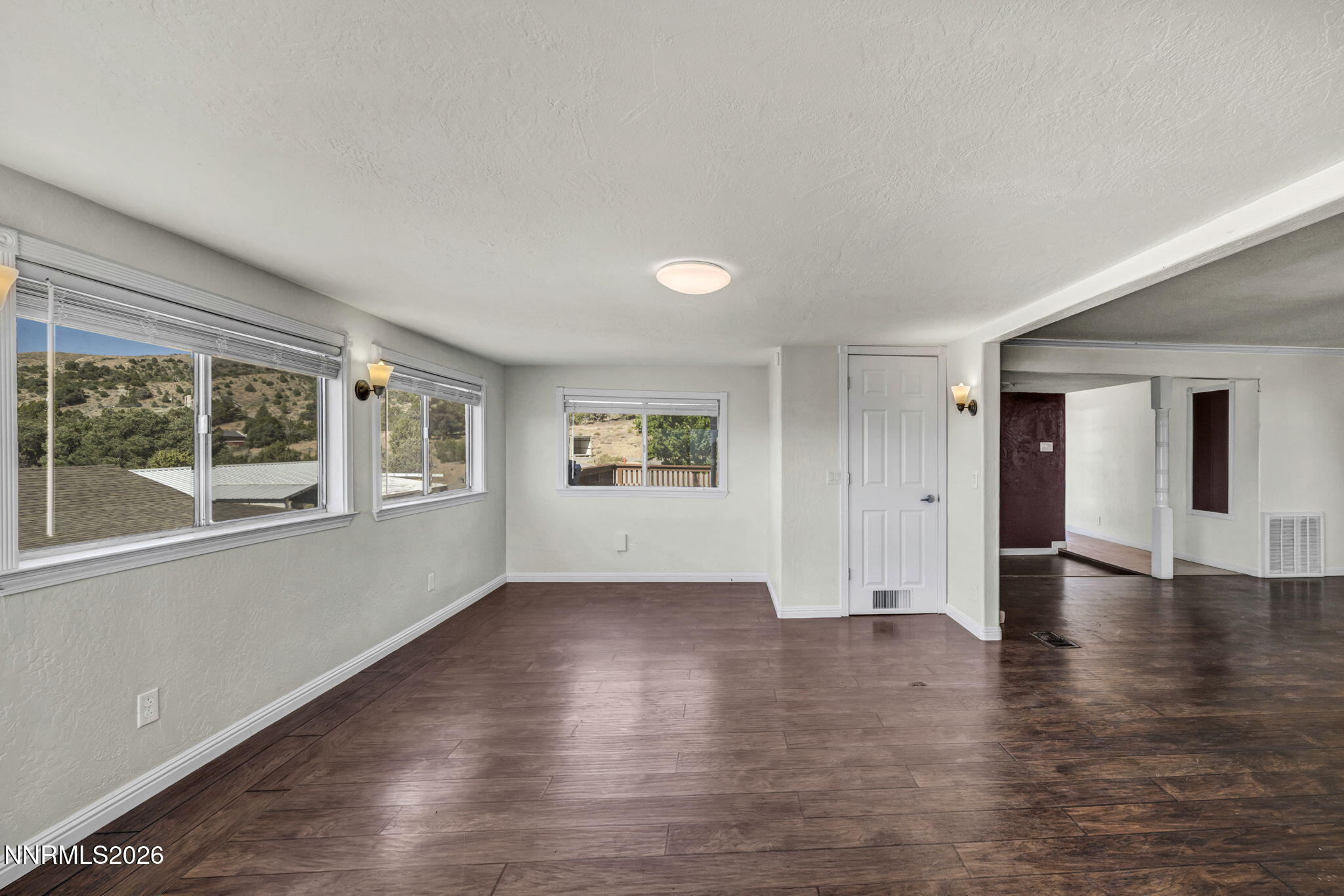 27 Mcclellan Peak Drive Property Photo 8