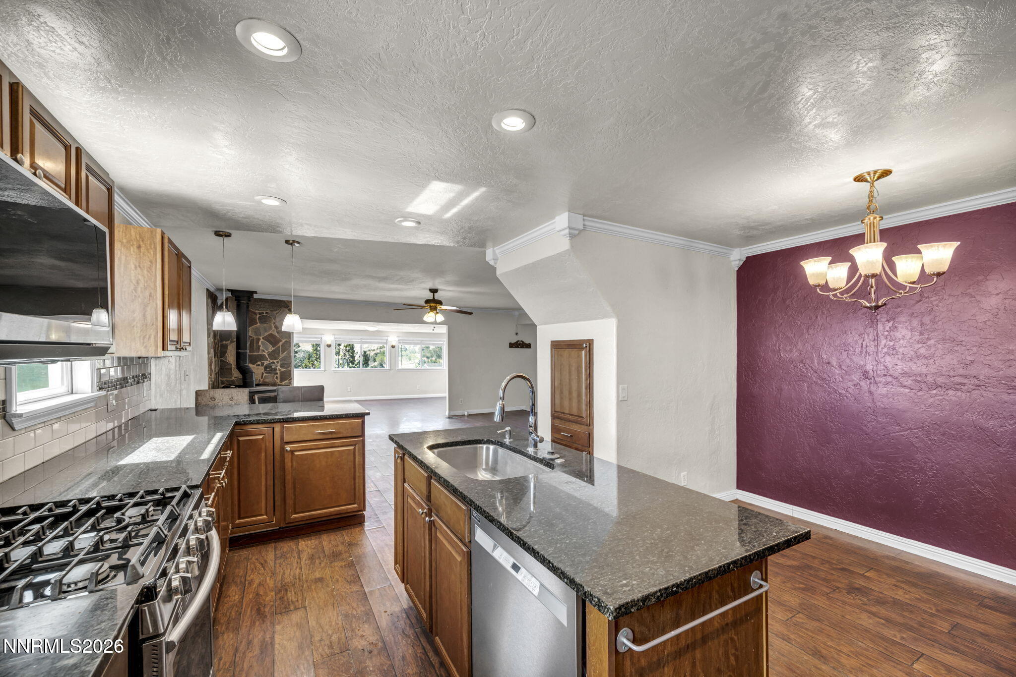 27 Mcclellan Peak Drive Property Photo 13