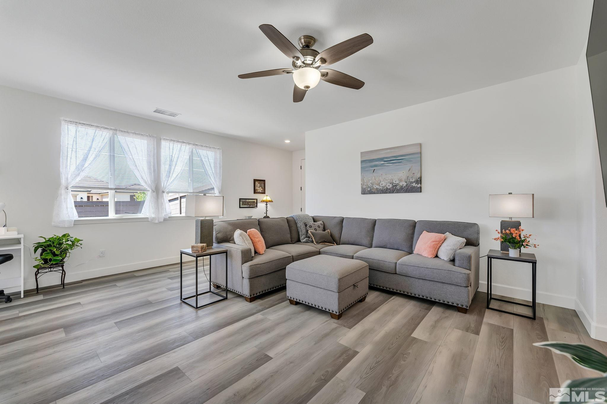 6934 Wild River Way Property Photo 7