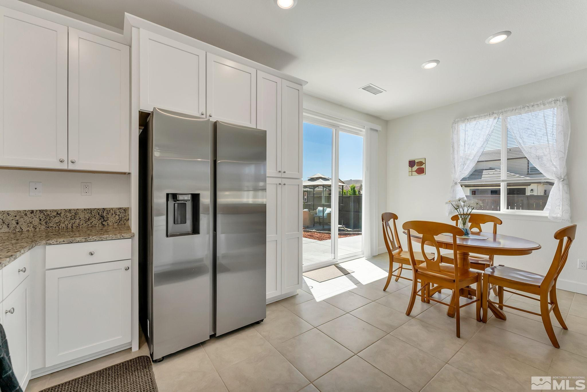 6934 Wild River Way Property Photo 12