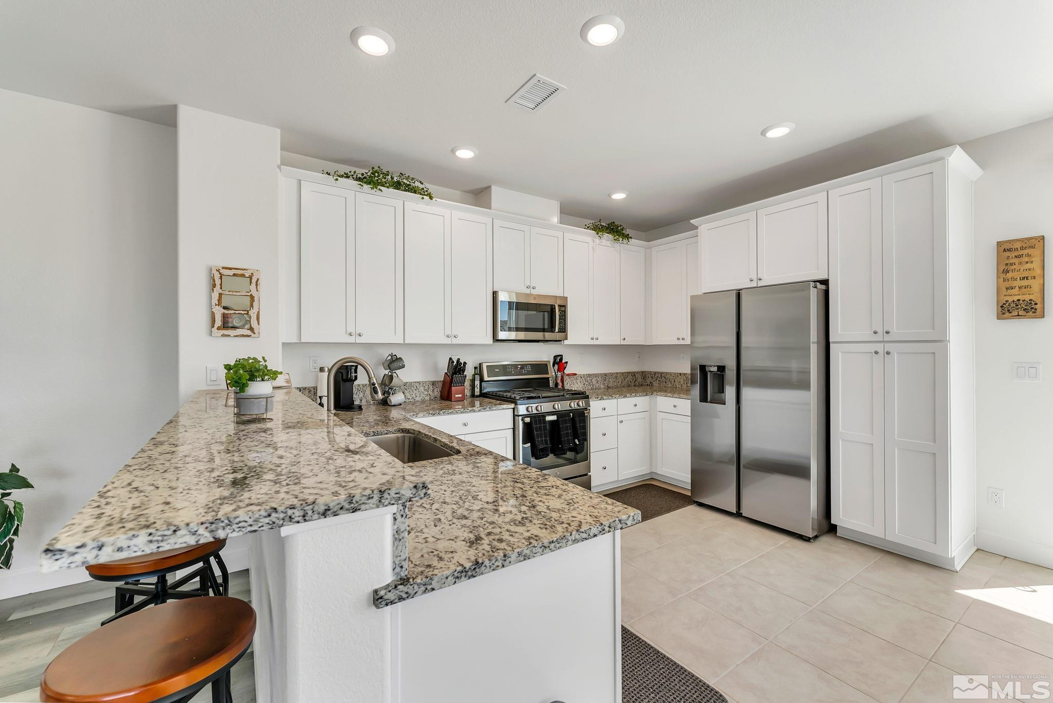 6934 Wild River Way Property Photo 14