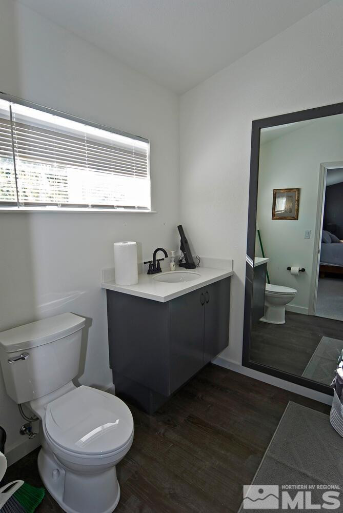 400 California Road Property Photo 38