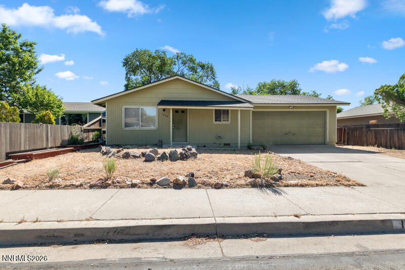 1029 Siskiyou Drive Property Photo 2