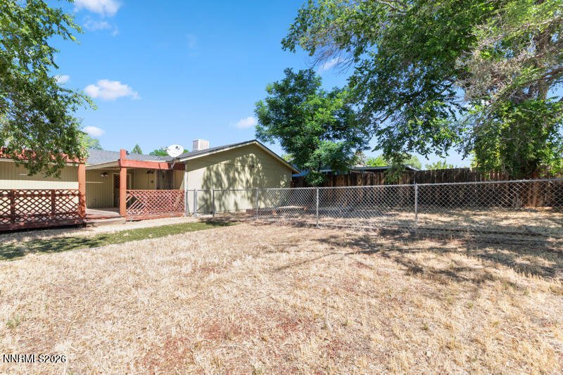 1029 Siskiyou Drive Property Photo 12