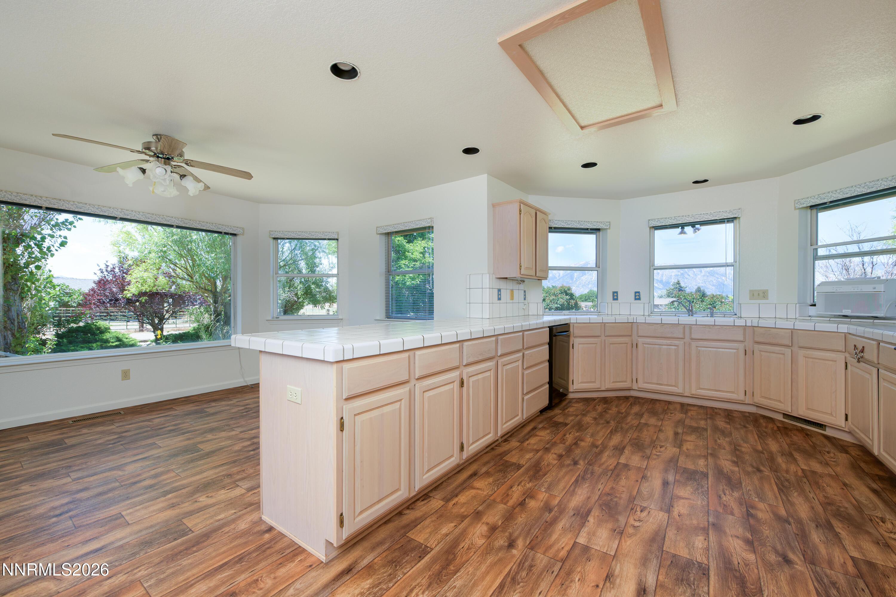 1917 Arabian Lane Property Photo 4