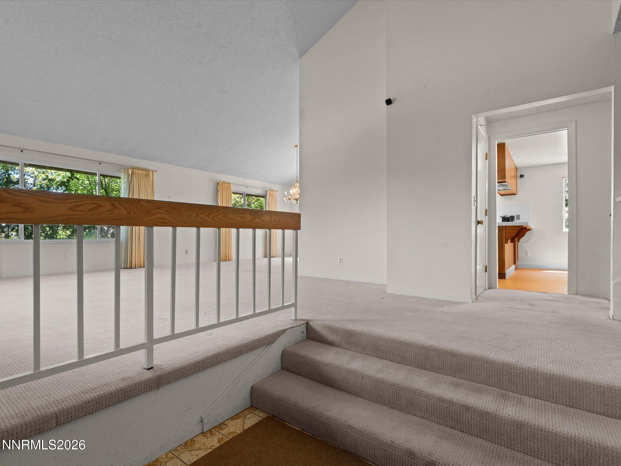 3395 Thornhill Drive Property Photo 8