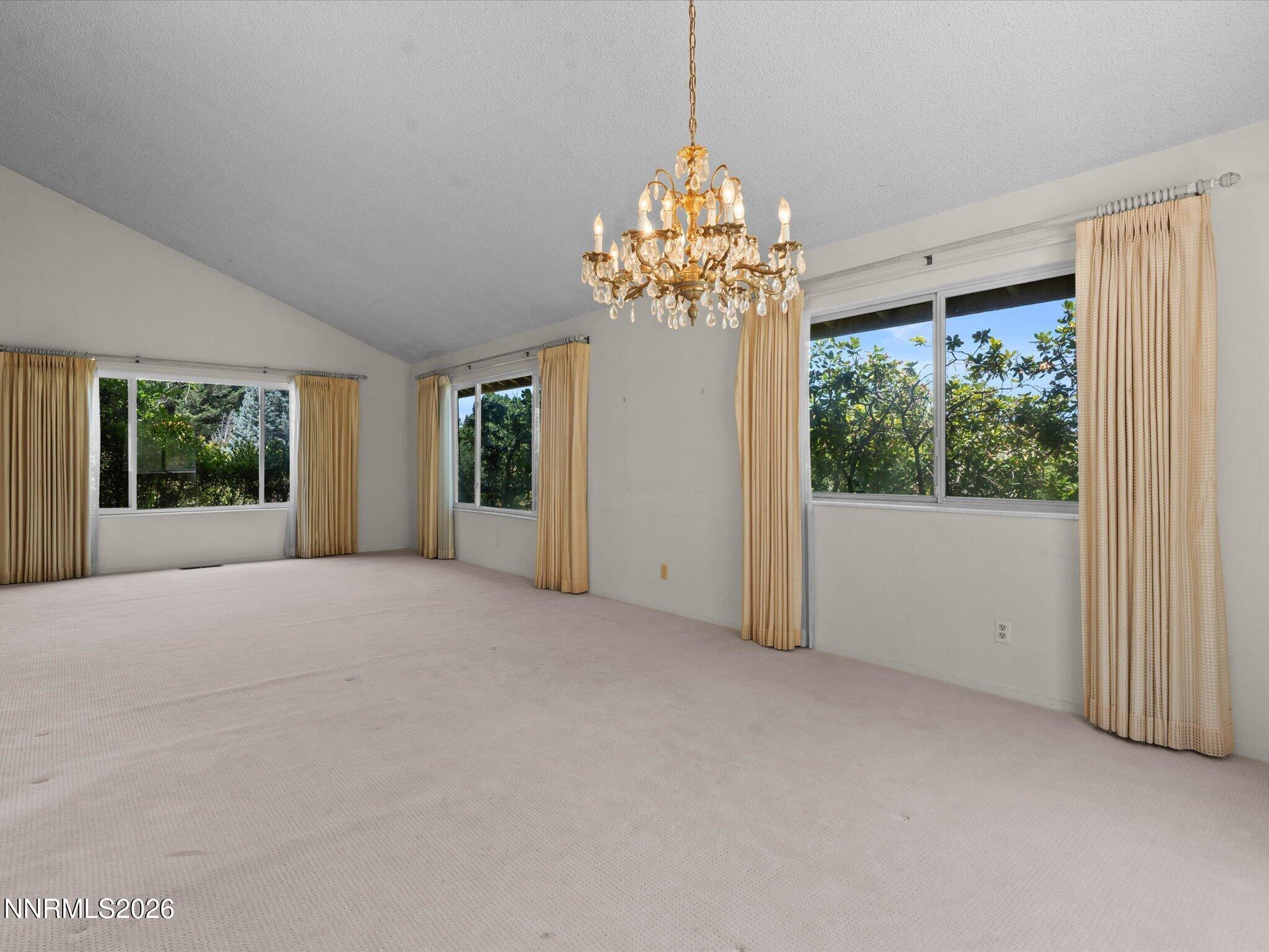 3395 Thornhill Drive Property Photo 14