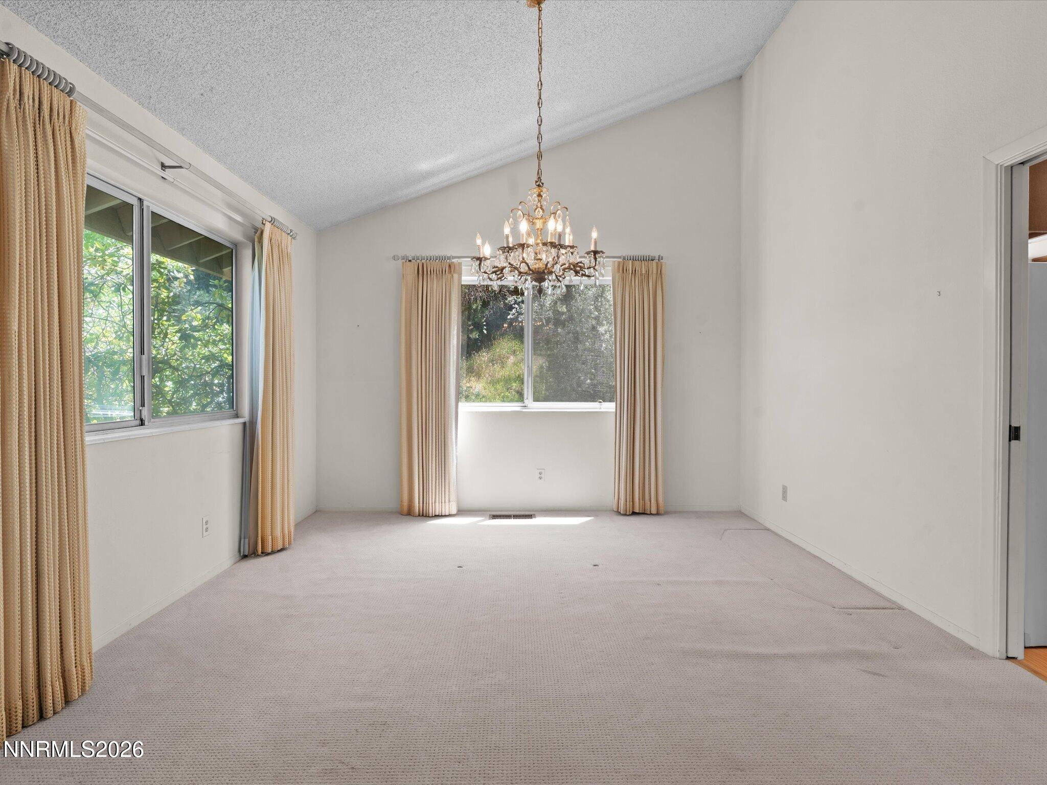 3395 Thornhill Drive Property Photo 16