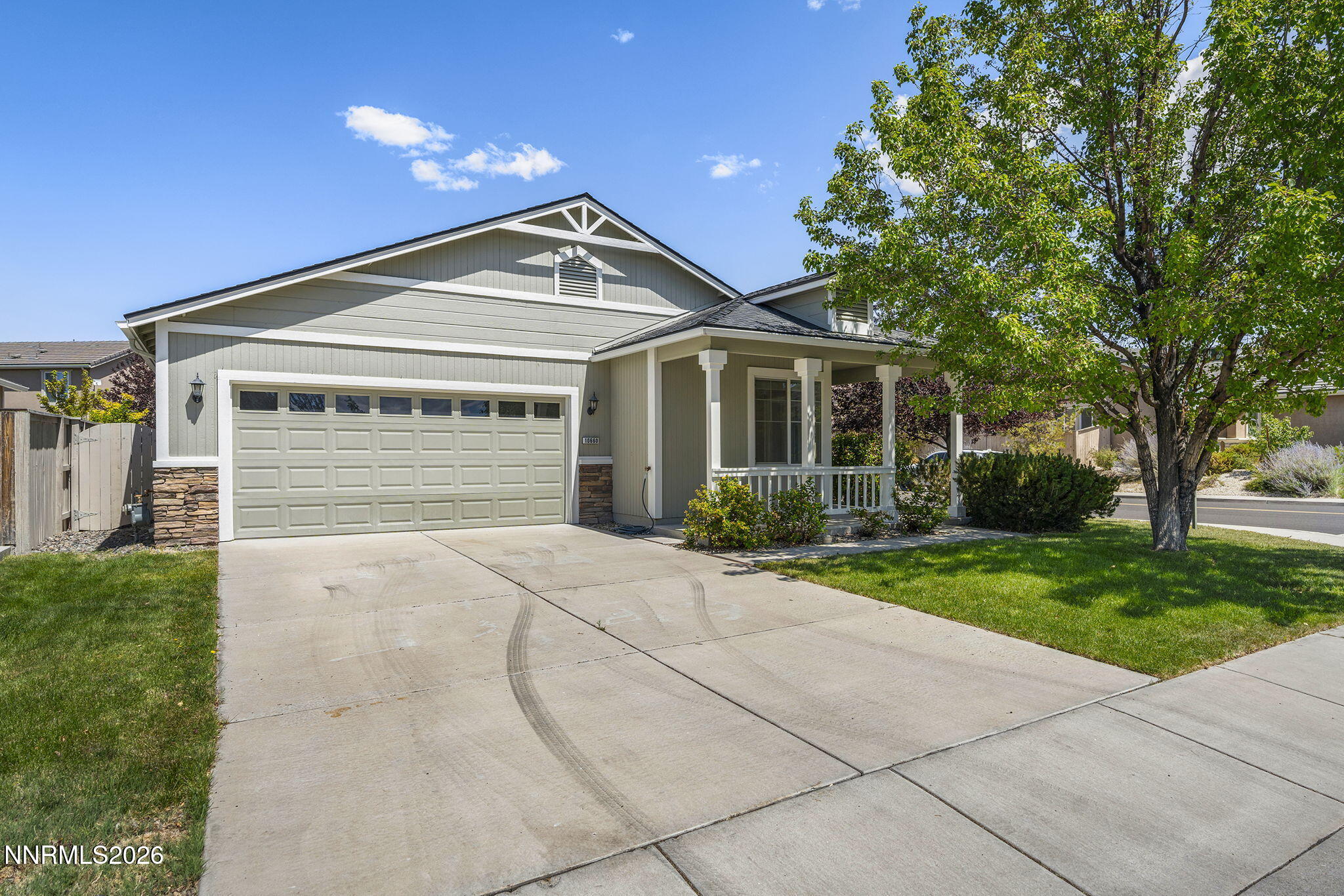 10660 Brittany Park Drive Property Photo 1