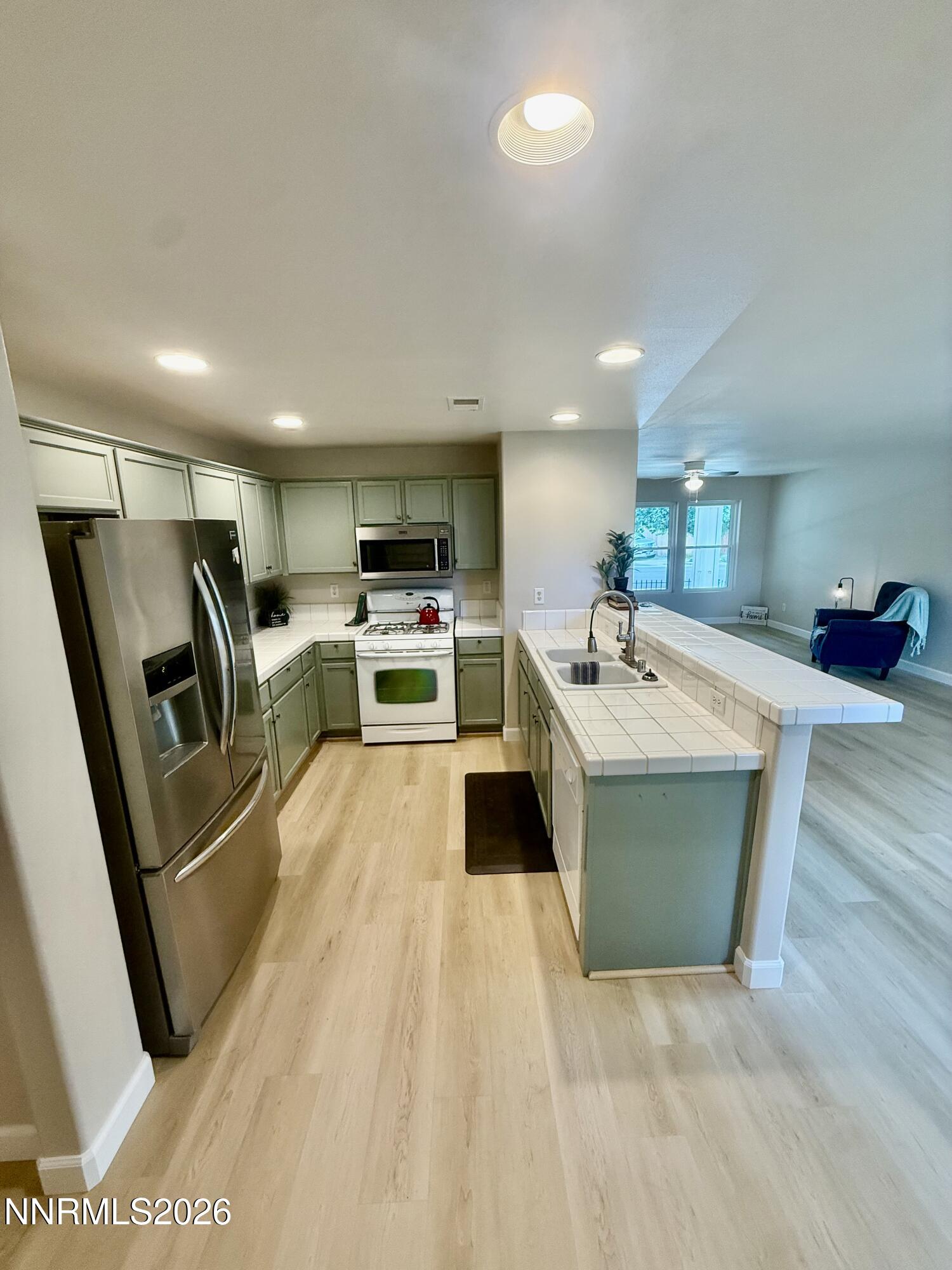1394 Pin Oak Drive Property Photo 8