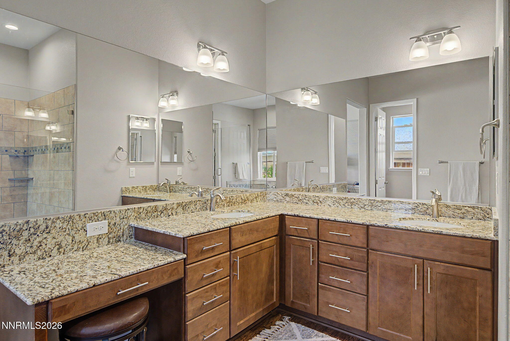 11562 Hacienda Ridge Way Property Photo 16