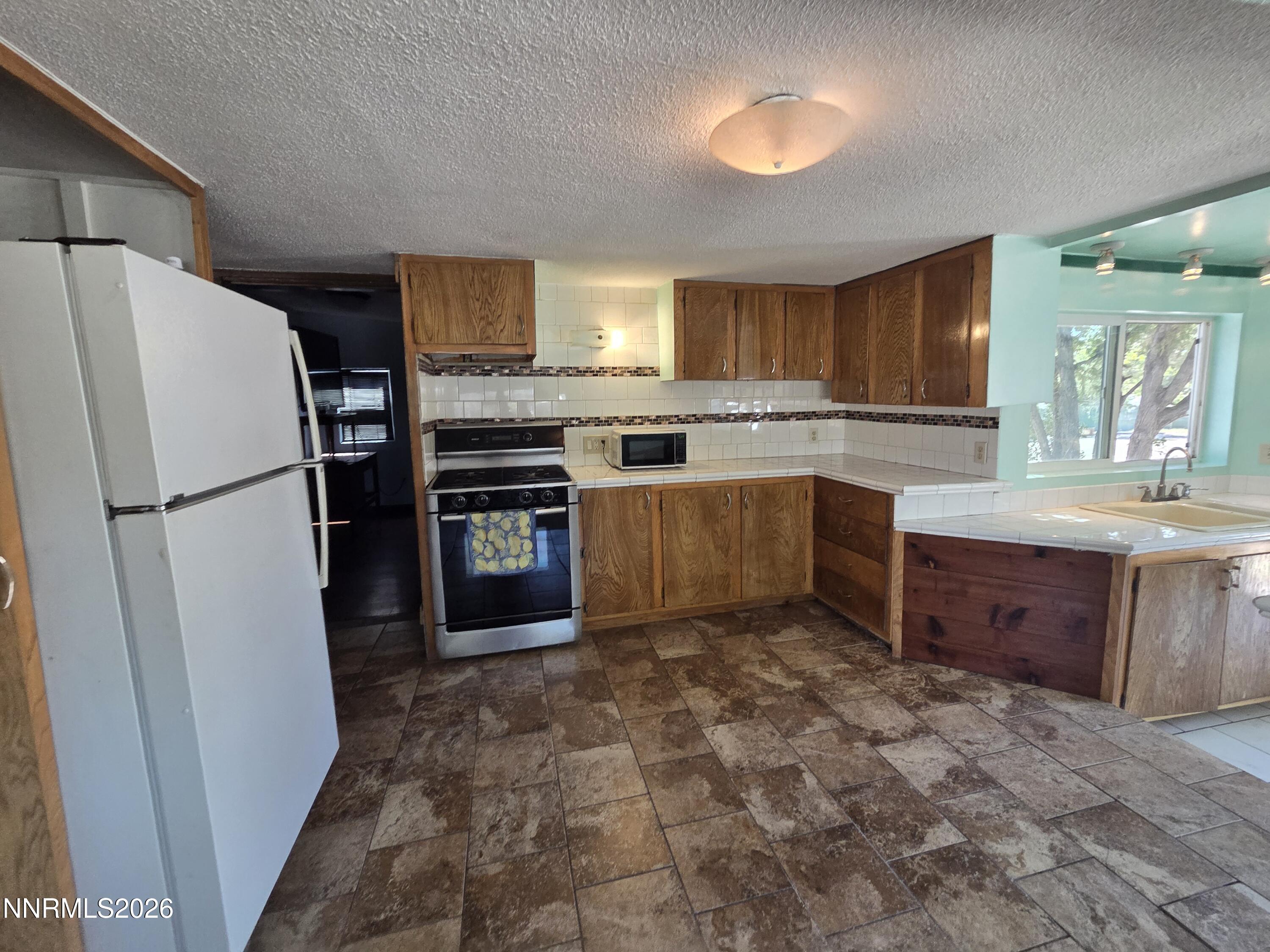 8 Martin Drive Property Photo 42