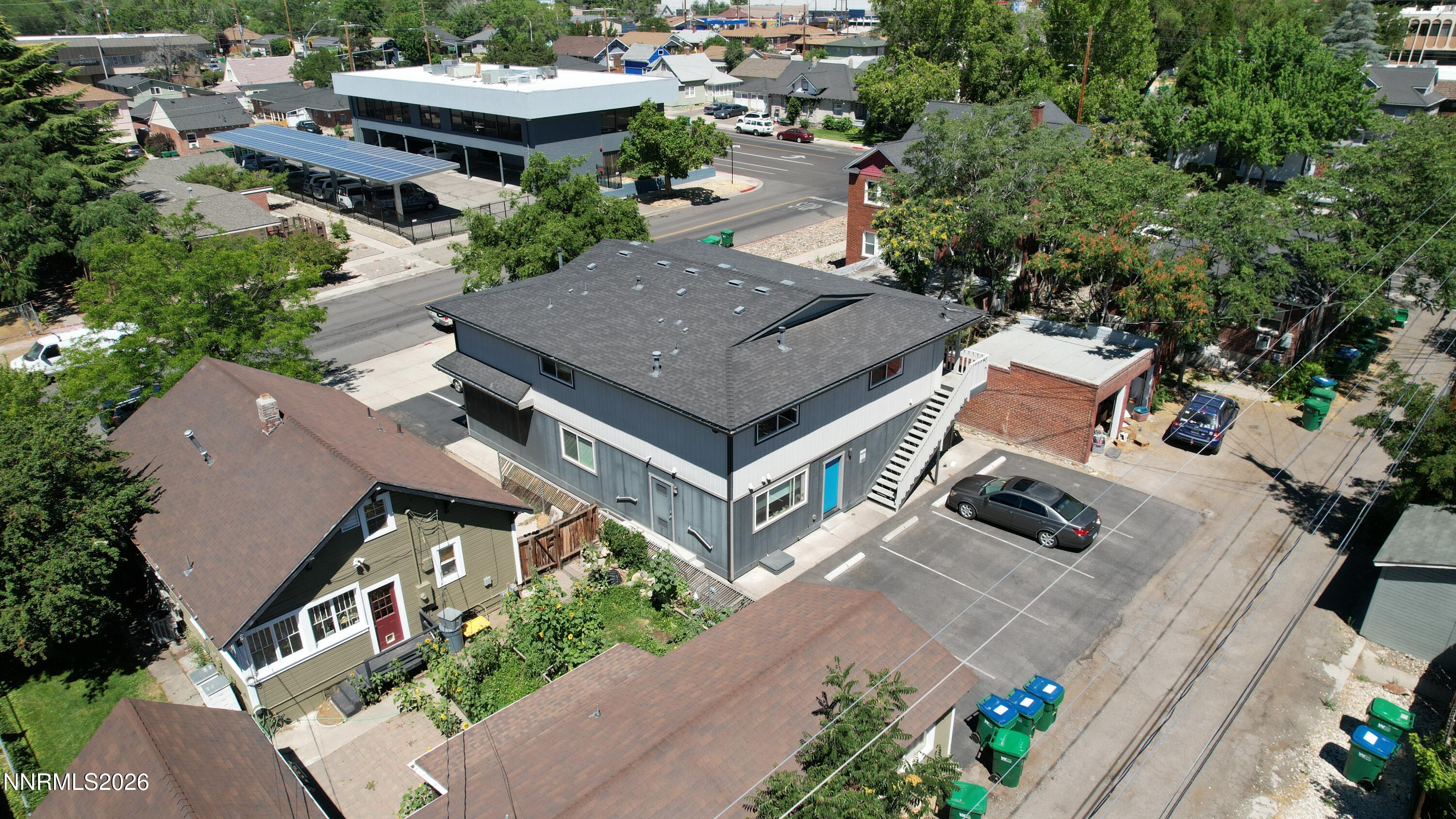 80 Vine Street Property Photo 3