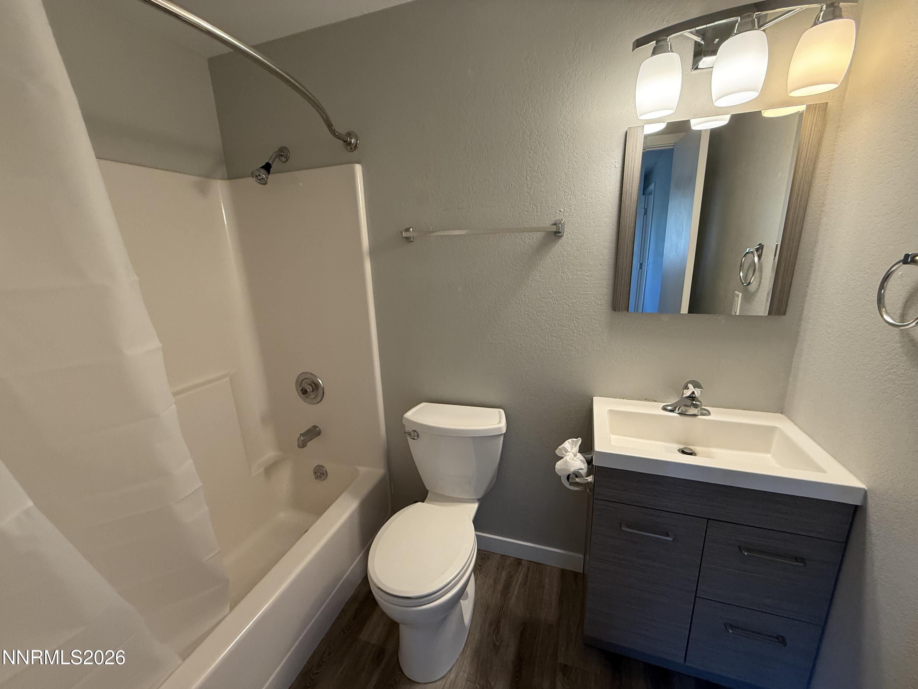 80 Vine Street Property Photo 13