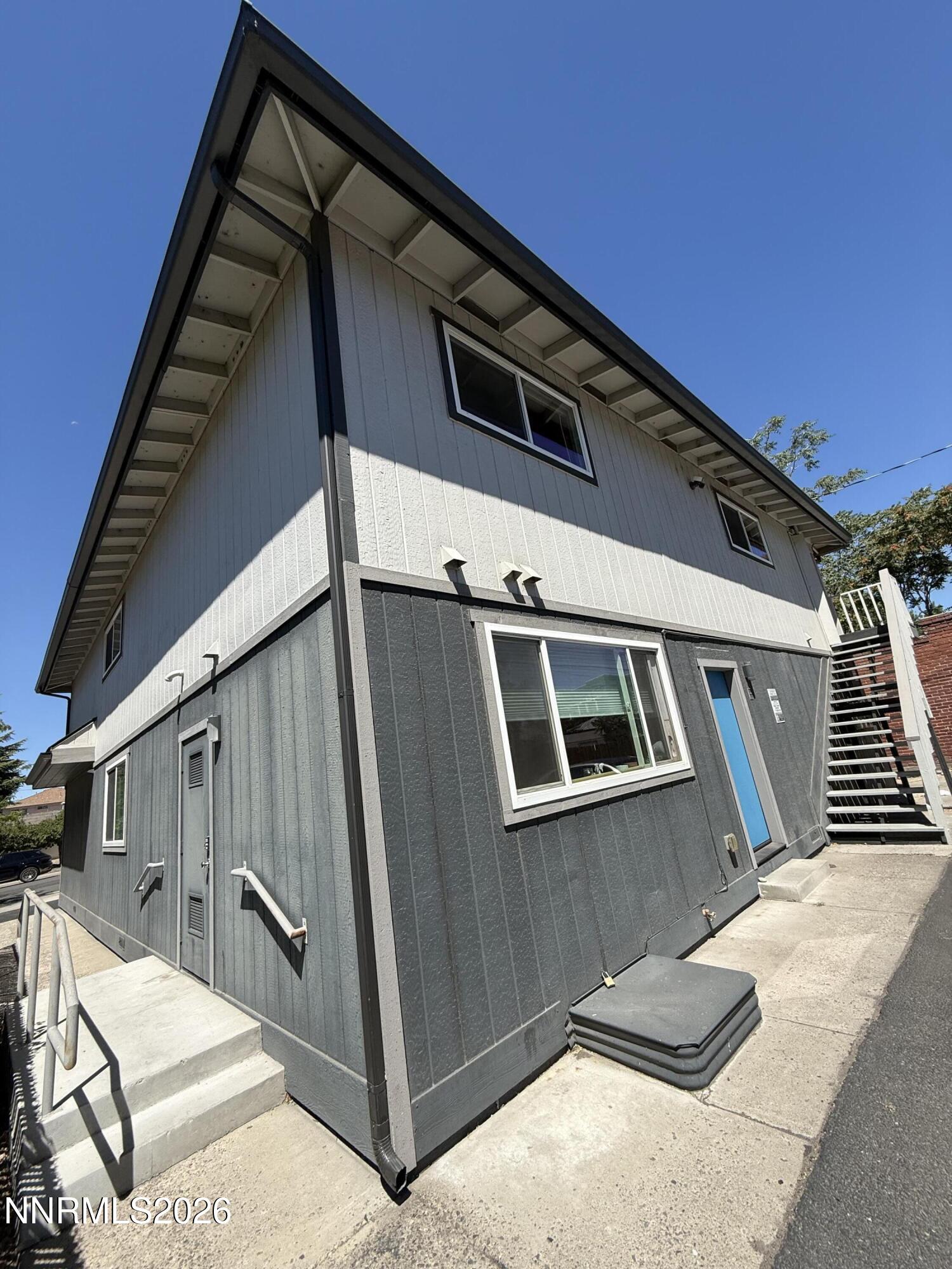 80 Vine Street Property Photo 19