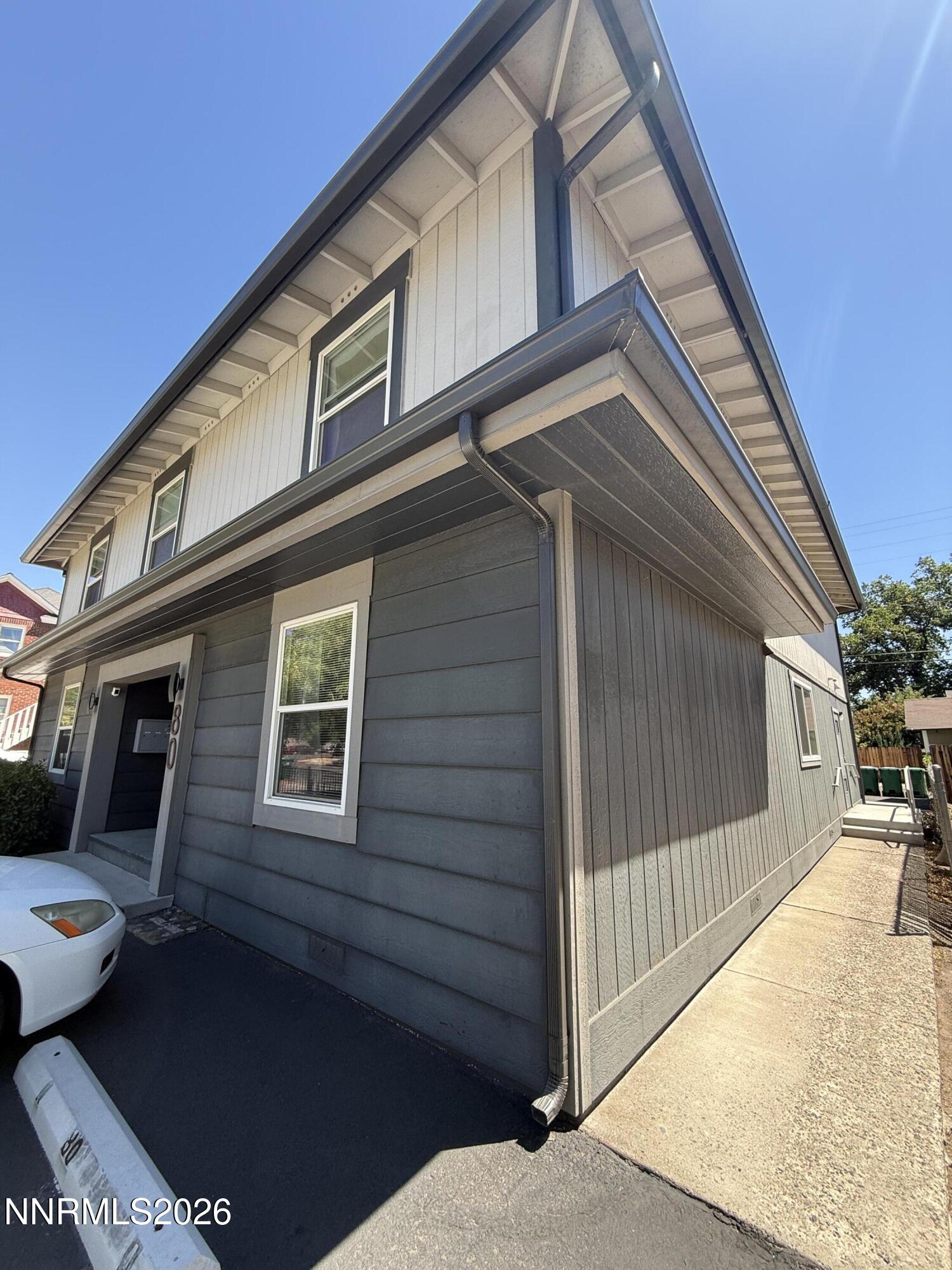 80 Vine Street Property Photo 20