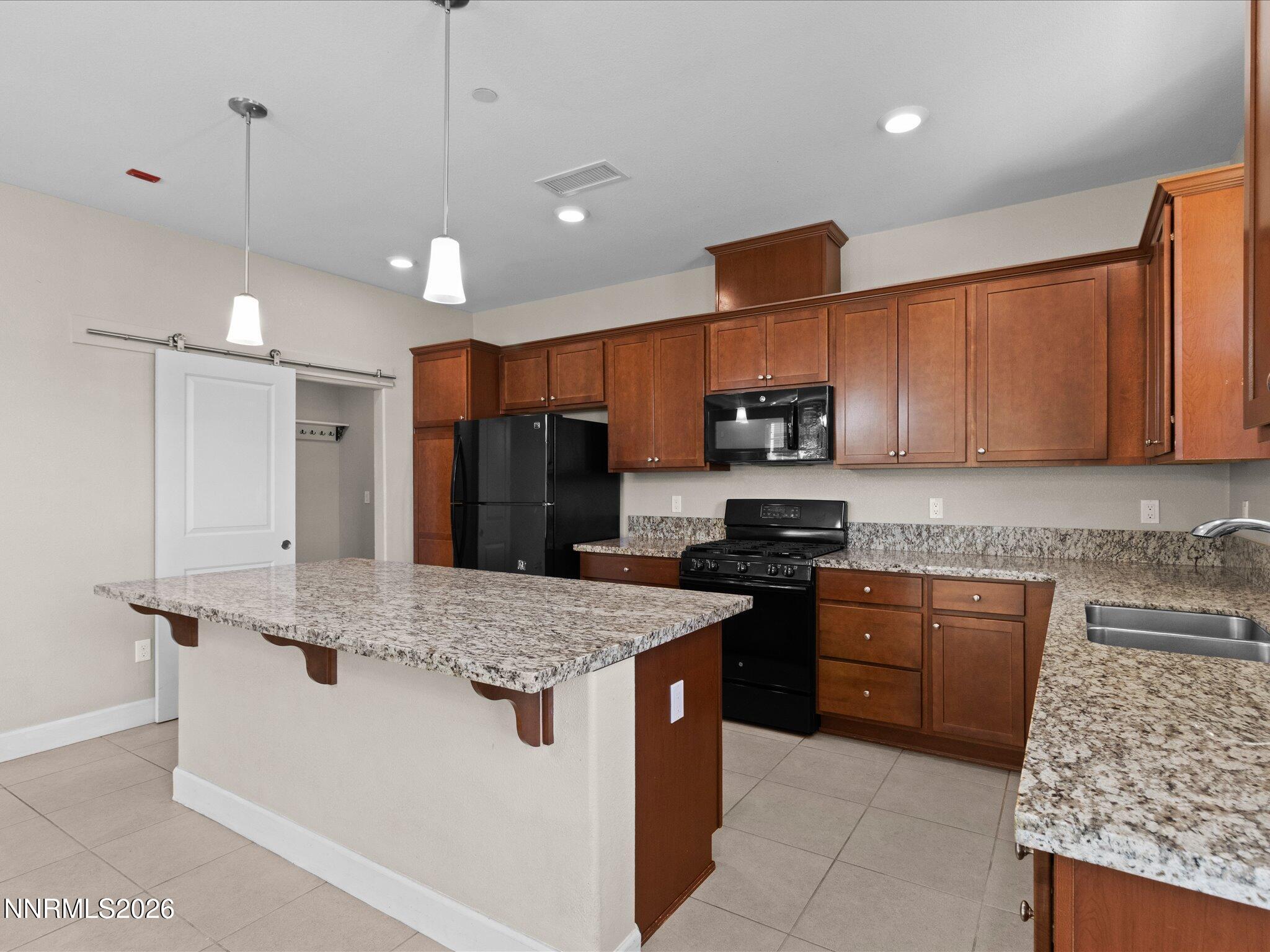 2017 Wind Ranch Road B Property Photo 8