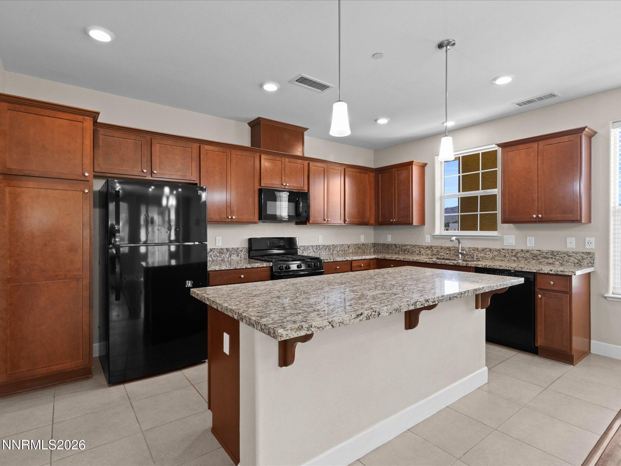 2017 Wind Ranch Road B Property Photo 12