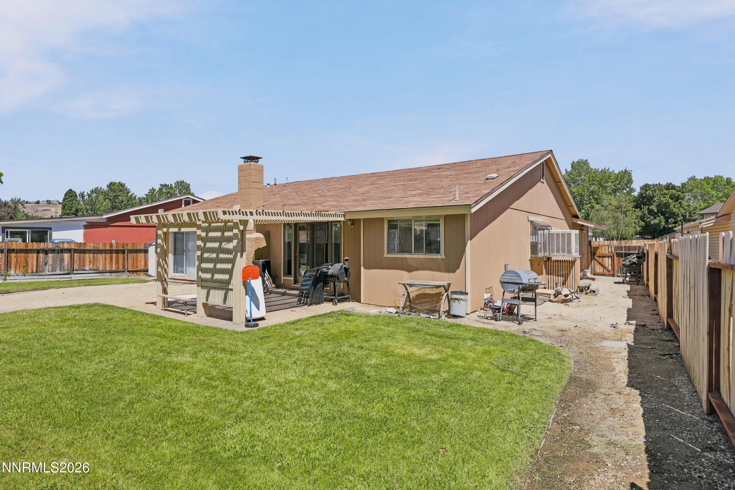 3033 Springland Drive Property Photo 8