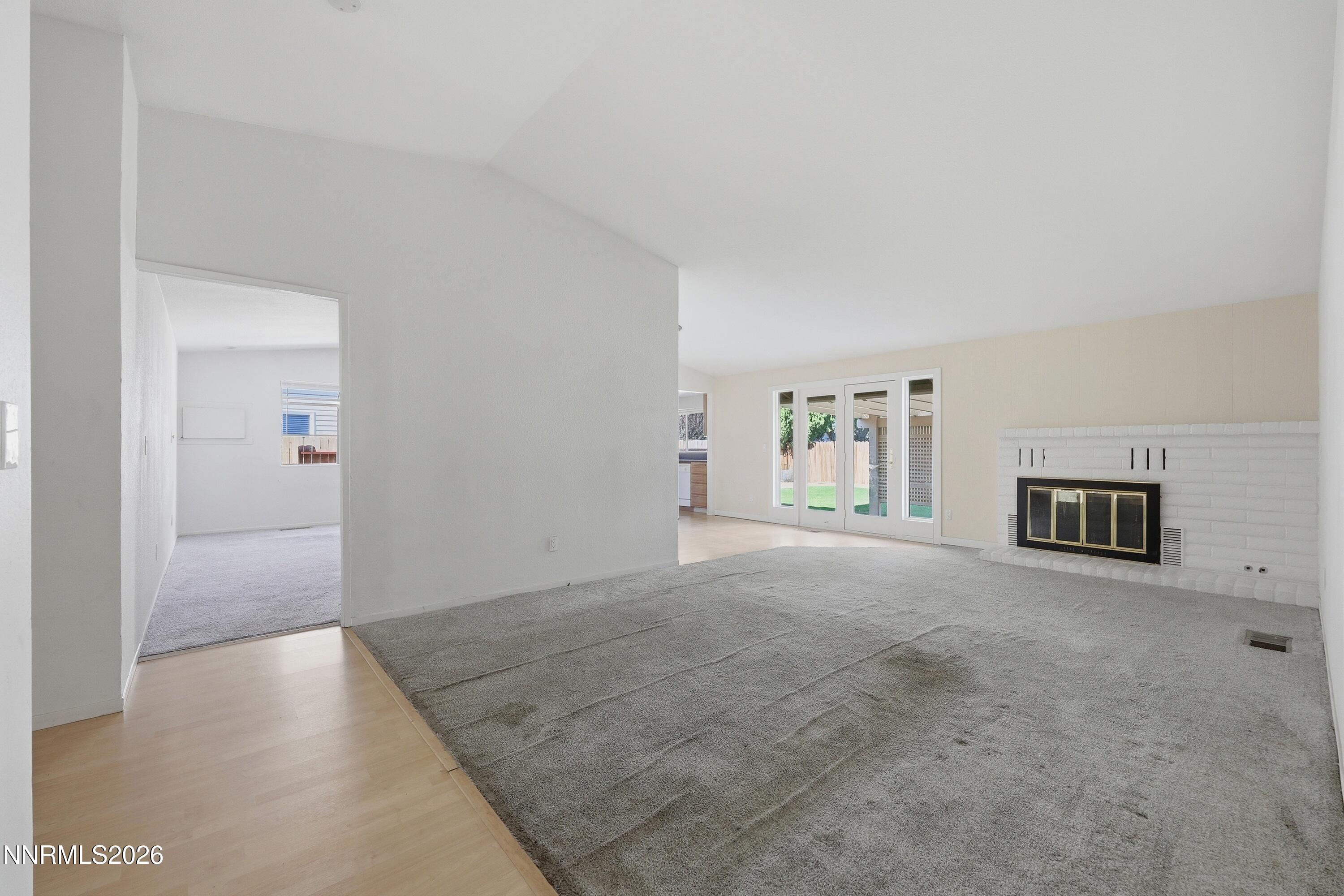 3033 Springland Drive Property Photo 13