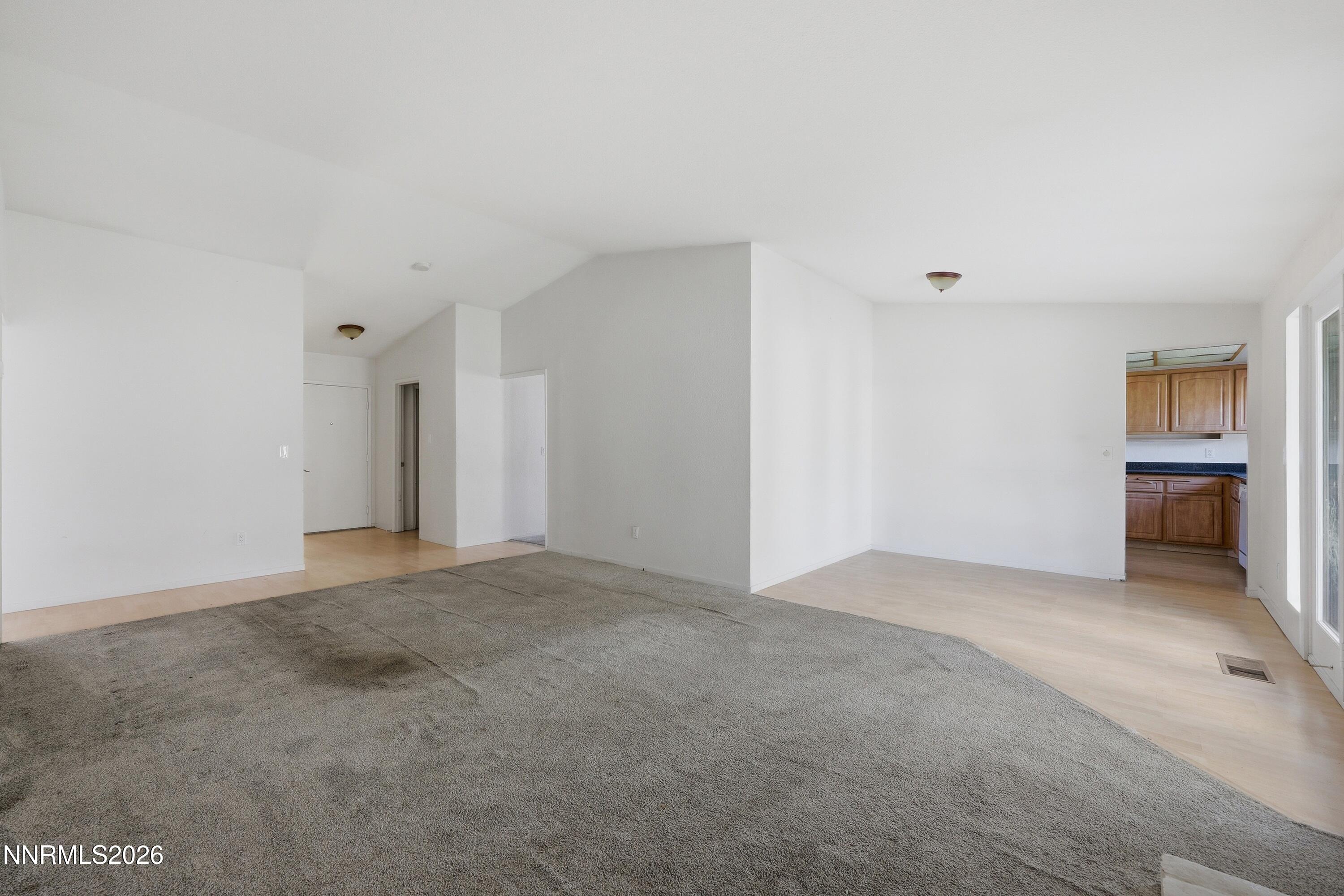 3033 Springland Drive Property Photo 14