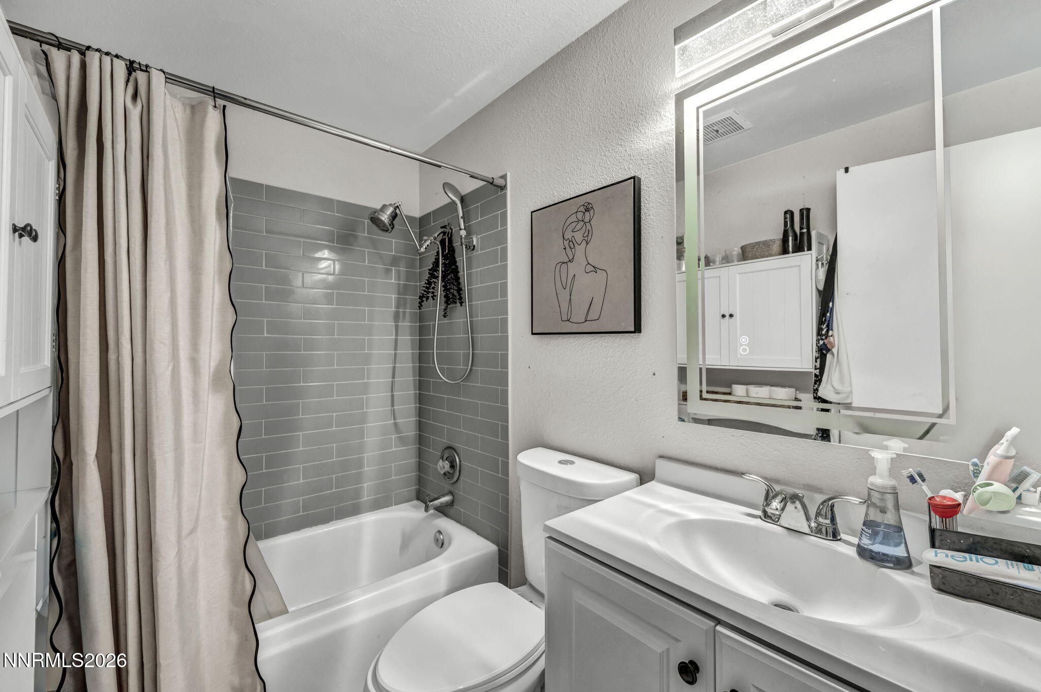3400 Woodside Drive Apt 24 Property Photo 25