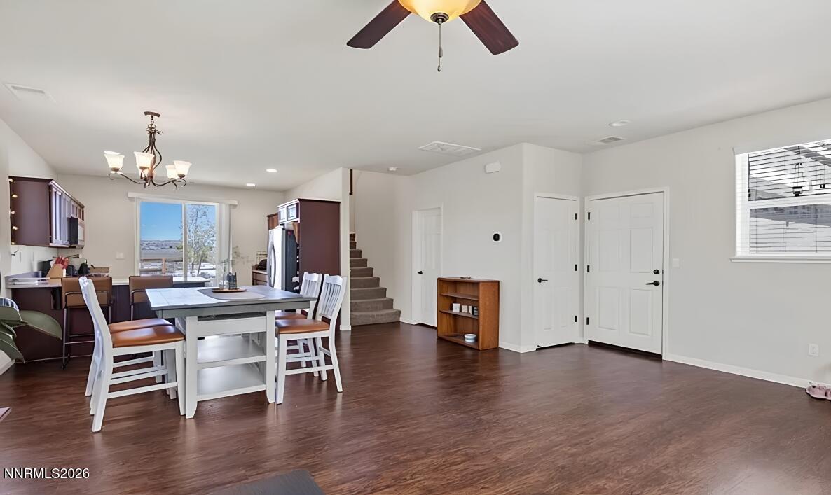 3785 Thistledown Court Property Photo 4