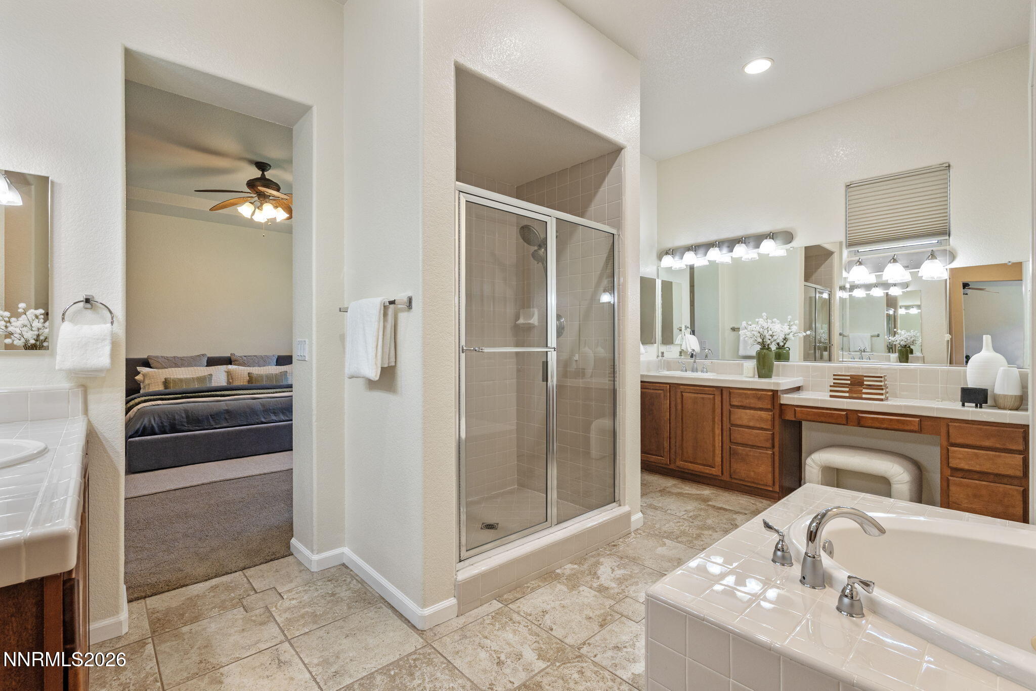 1629 Bridgeview Court Property Photo 32