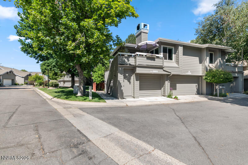 3199 Oakshire Court Property Photo 1