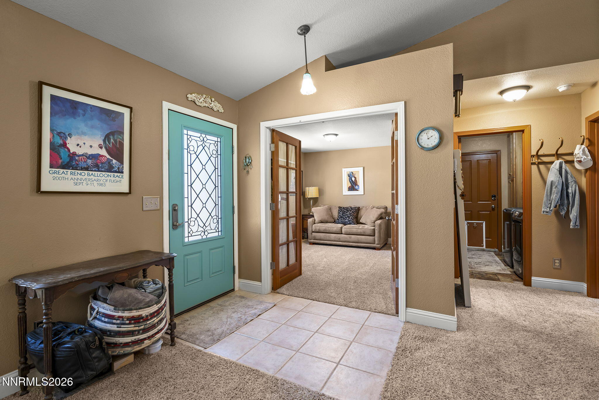 305 Flicker Circle Property Photo 3