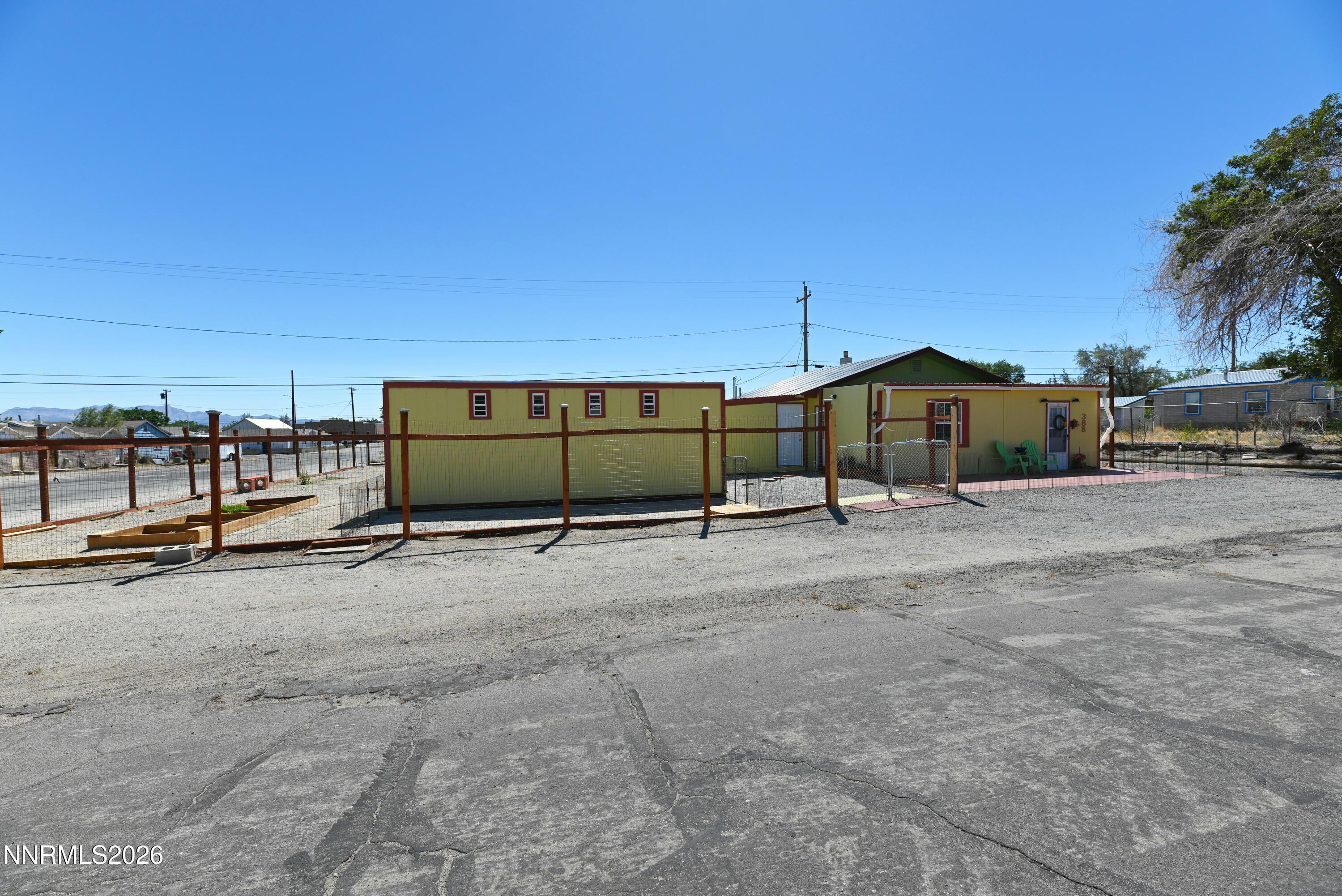 388 C Street Property Photo 4