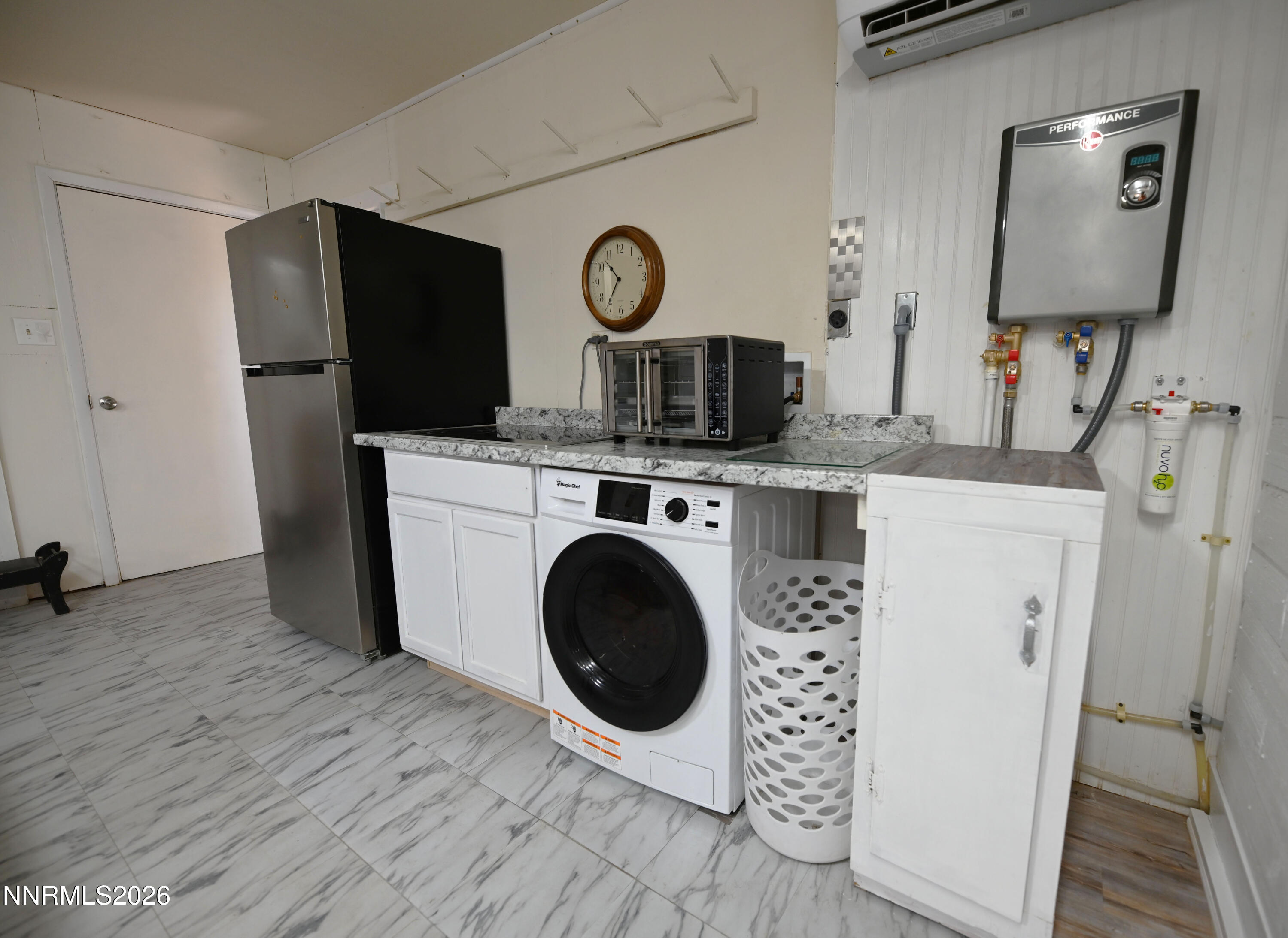 388 C Street Property Photo 13