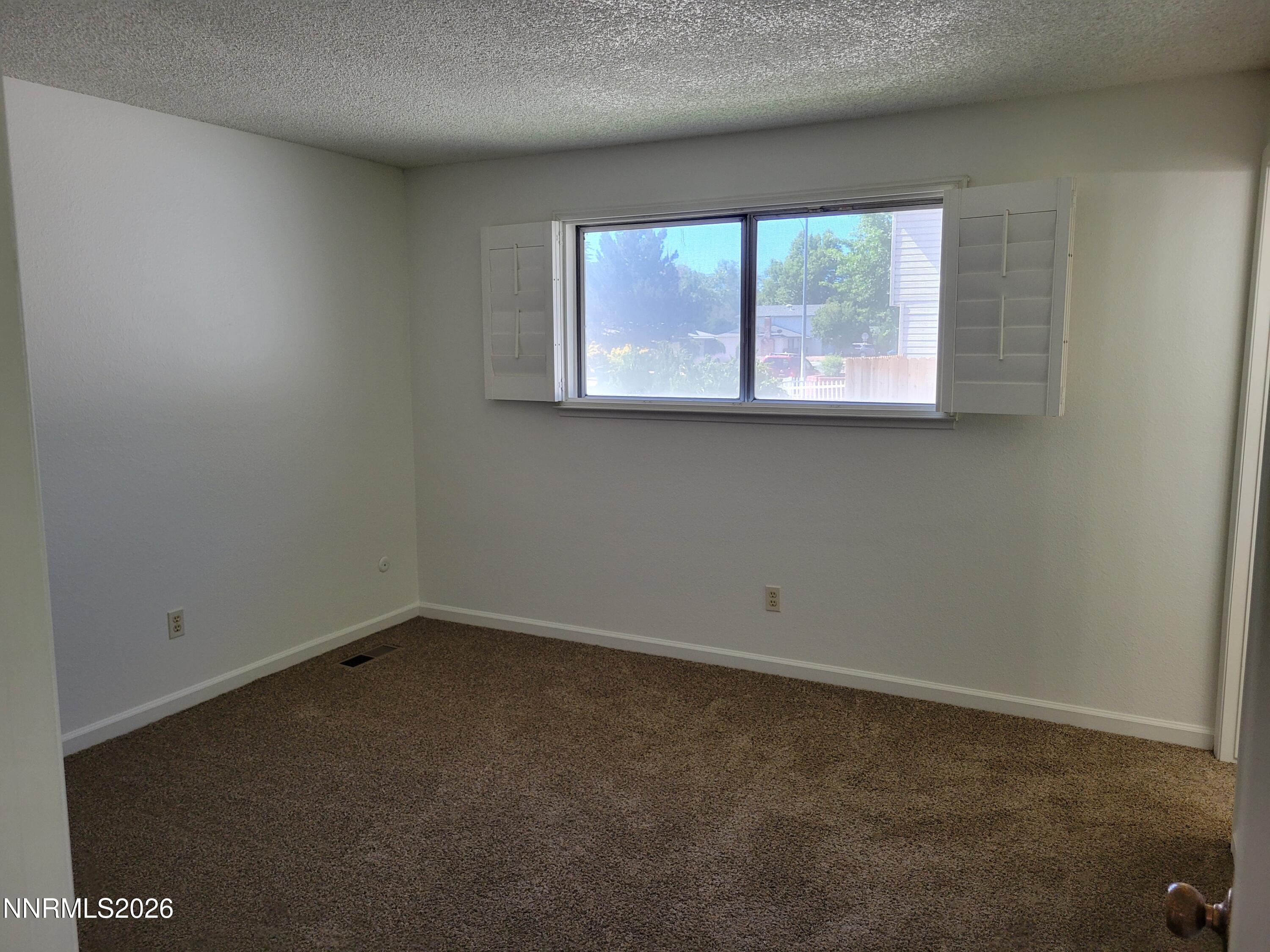 1935 Howard Drive Property Photo 10