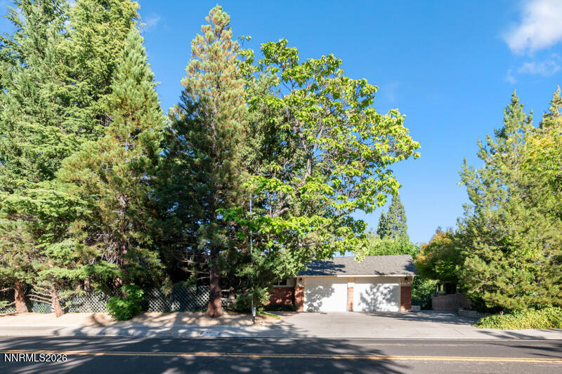 2370 Skyline Boulevard Property Photo 5