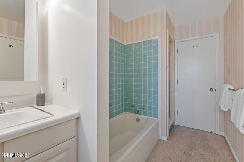 2370 Skyline Boulevard Property Photo 24
