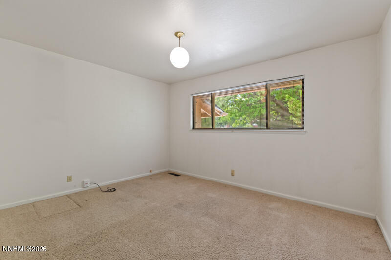 2370 Skyline Boulevard Property Photo 25