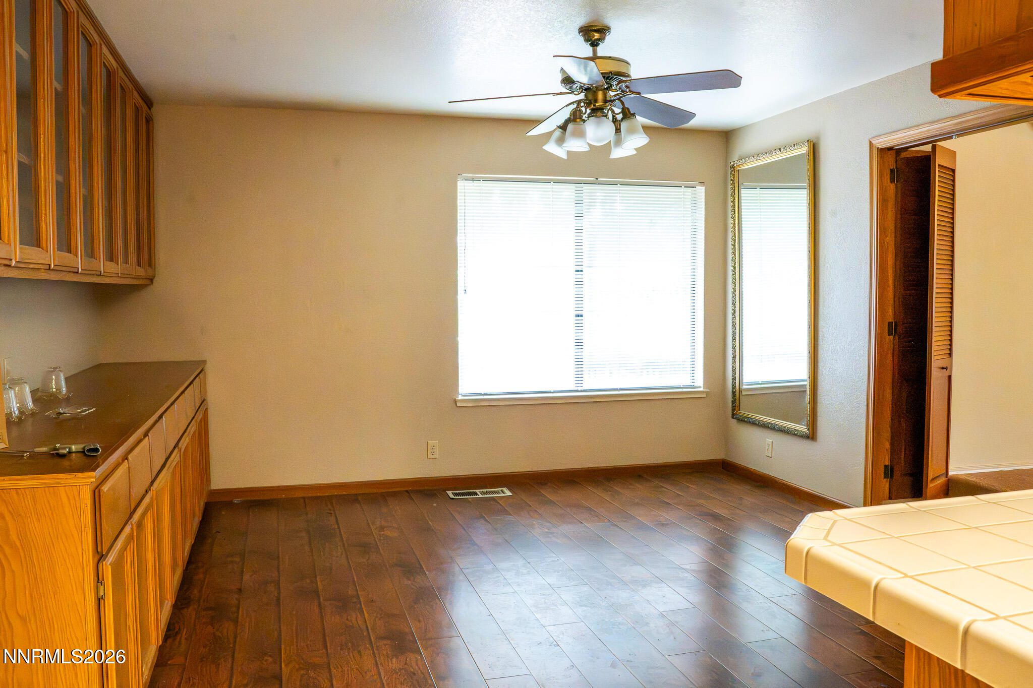 2285 Hedgewood Drive Property Photo 11