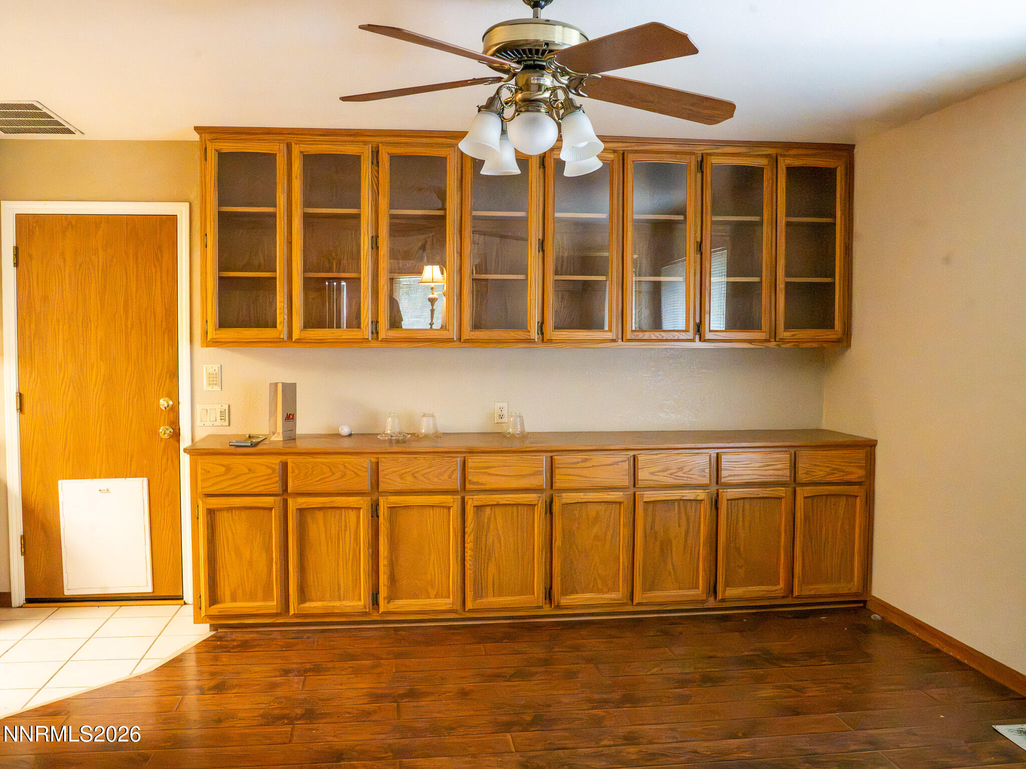 2285 Hedgewood Drive Property Photo 12