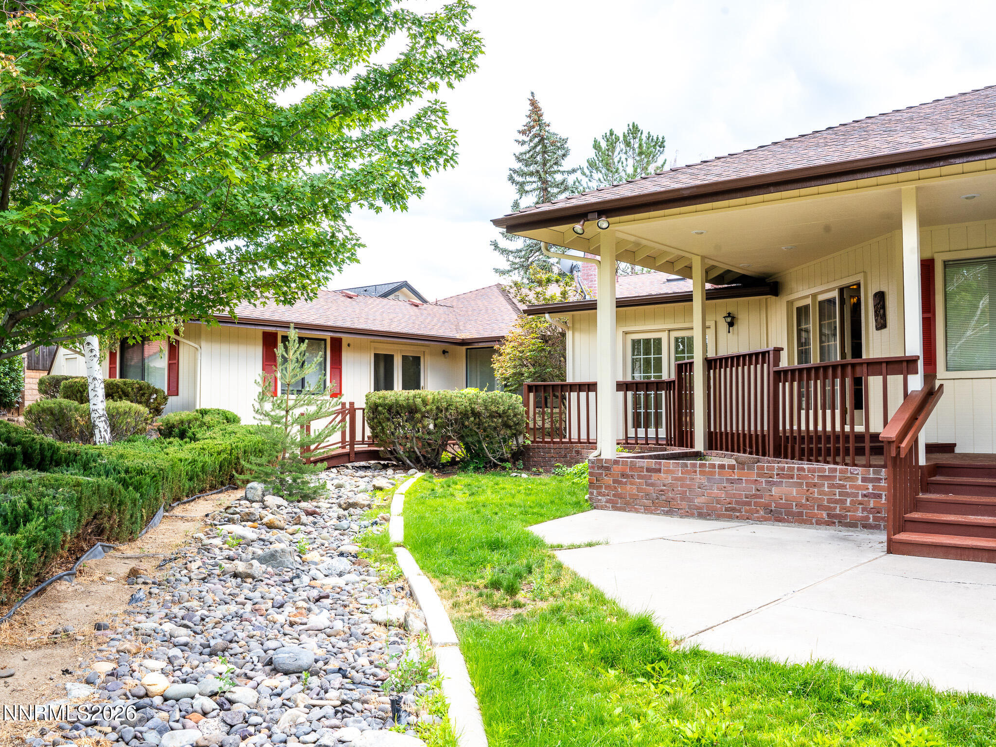 2285 Hedgewood Drive Property Photo 48