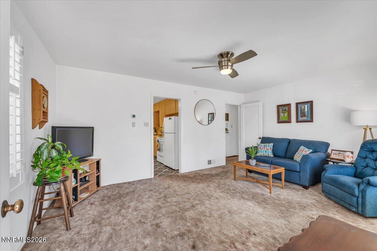 725 Wilkinson Avenue Property Photo 4