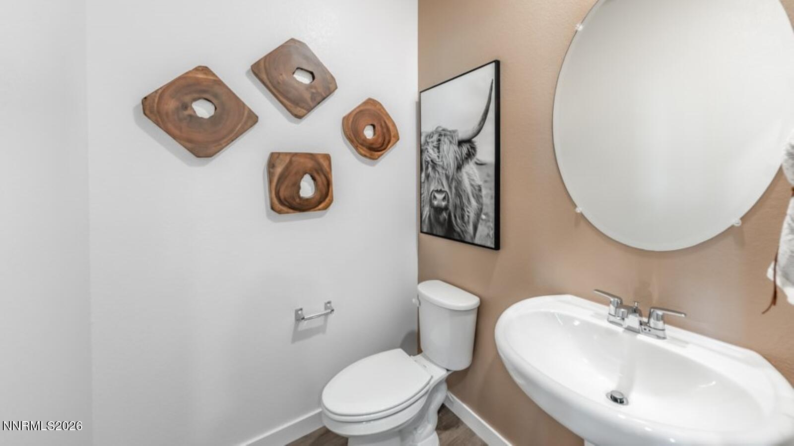832 Villa Street Property Photo 25