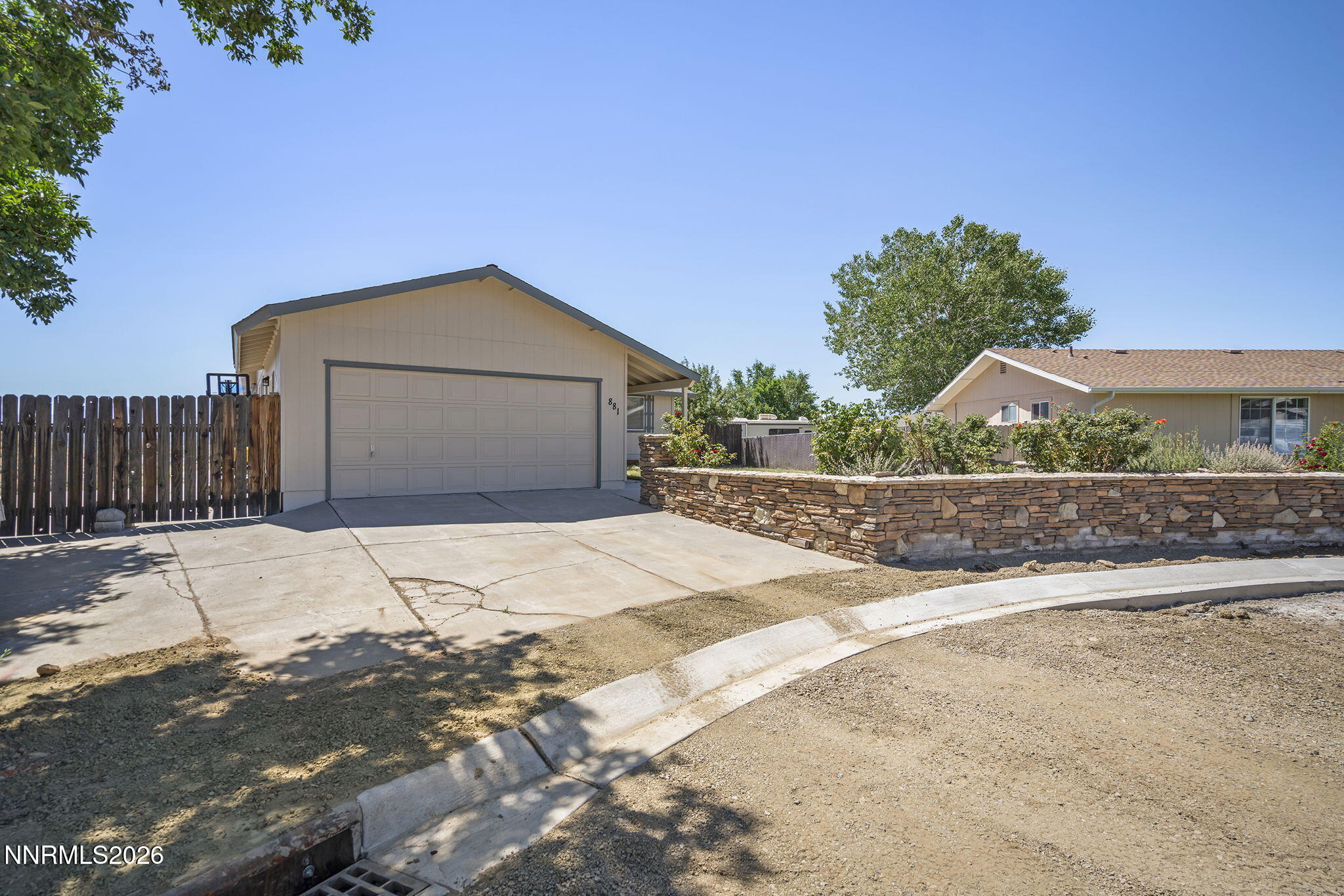 881 Amador Circle Property Photo 3