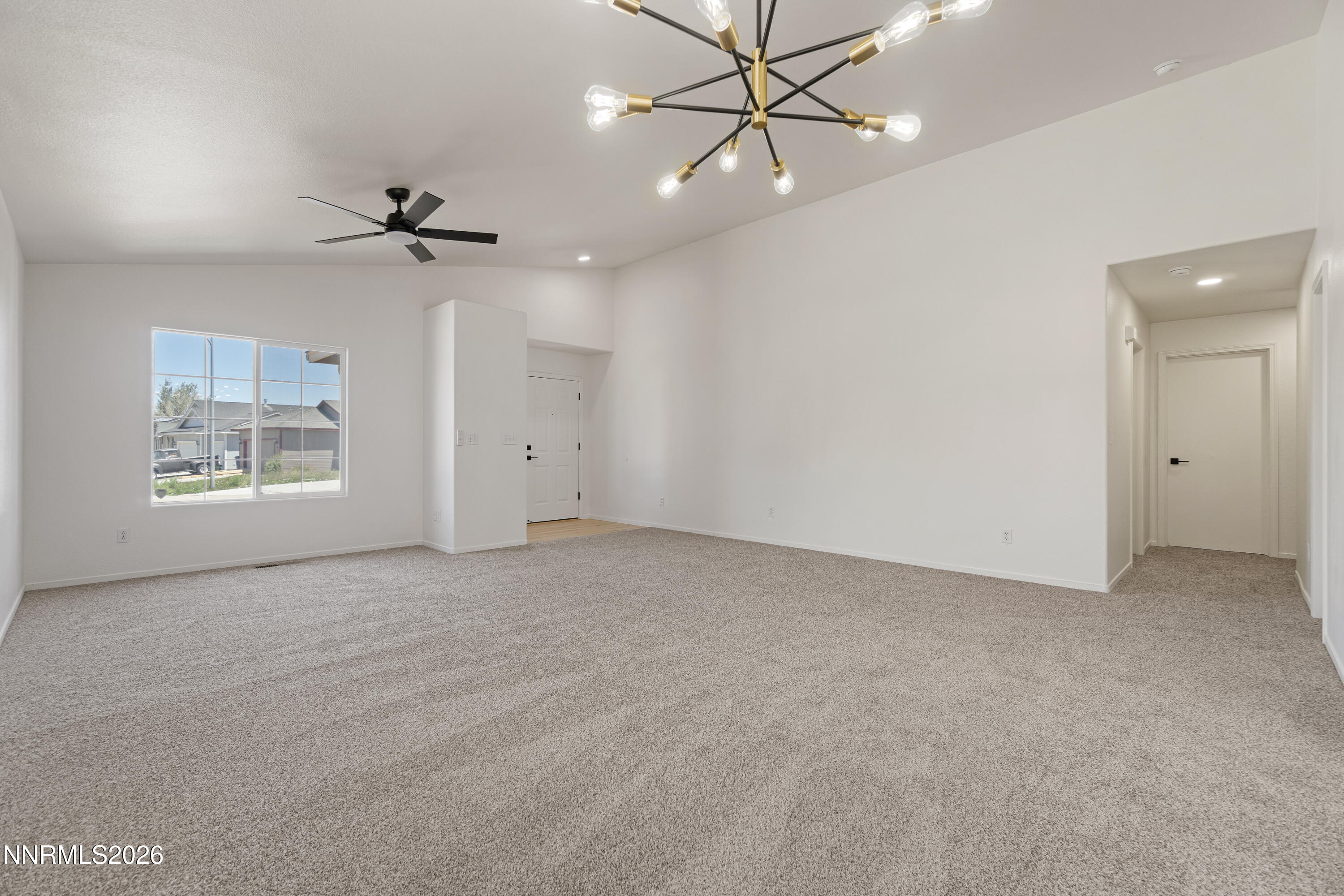 419 Sunshine Lane Property Photo 10
